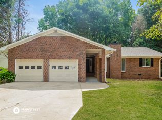 157 Mooreland Rd, Mooresville, NC 28117