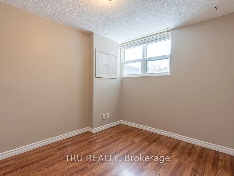191 Castlefrank Rd — Photo 12