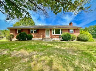 205 Vine Ave, Clifton Forge, VA 24422