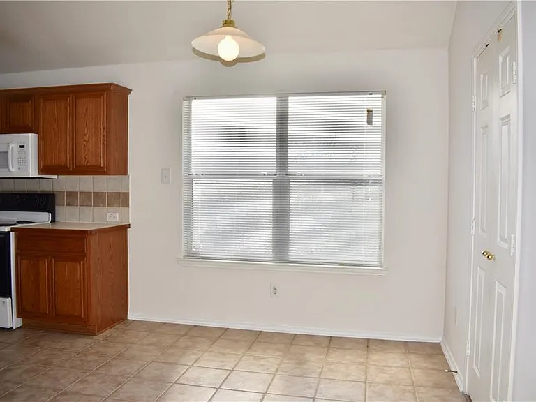1000 Salt Creek Trl — Photo 17