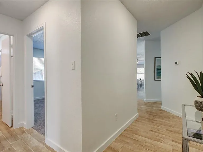 1502 Mayapple St — Photo 4