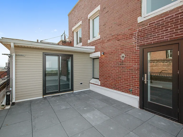 Park Heights by the Lake Apartments — Photo 48
