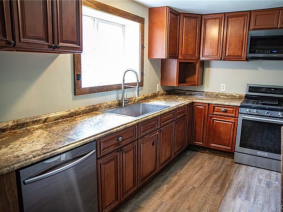 3rd image of 5756 Brown Rd