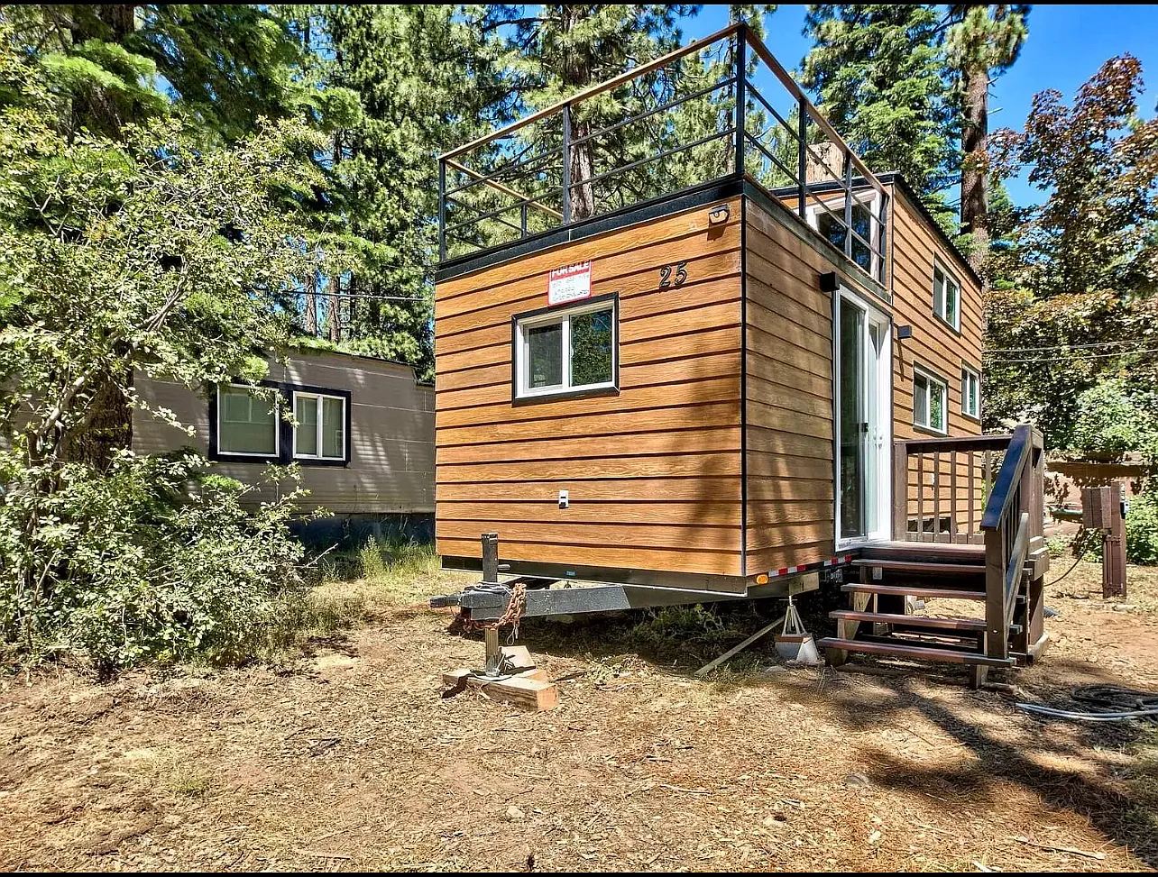 1 bed, 280 sqft, $1,599 — Photo 2