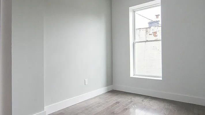 Rented by Jankos Group LLC | media 26