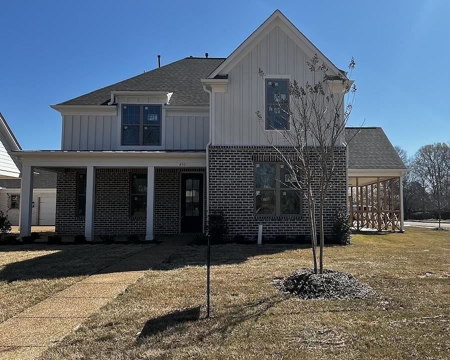 1st image of 430 Tara Oaks Dr