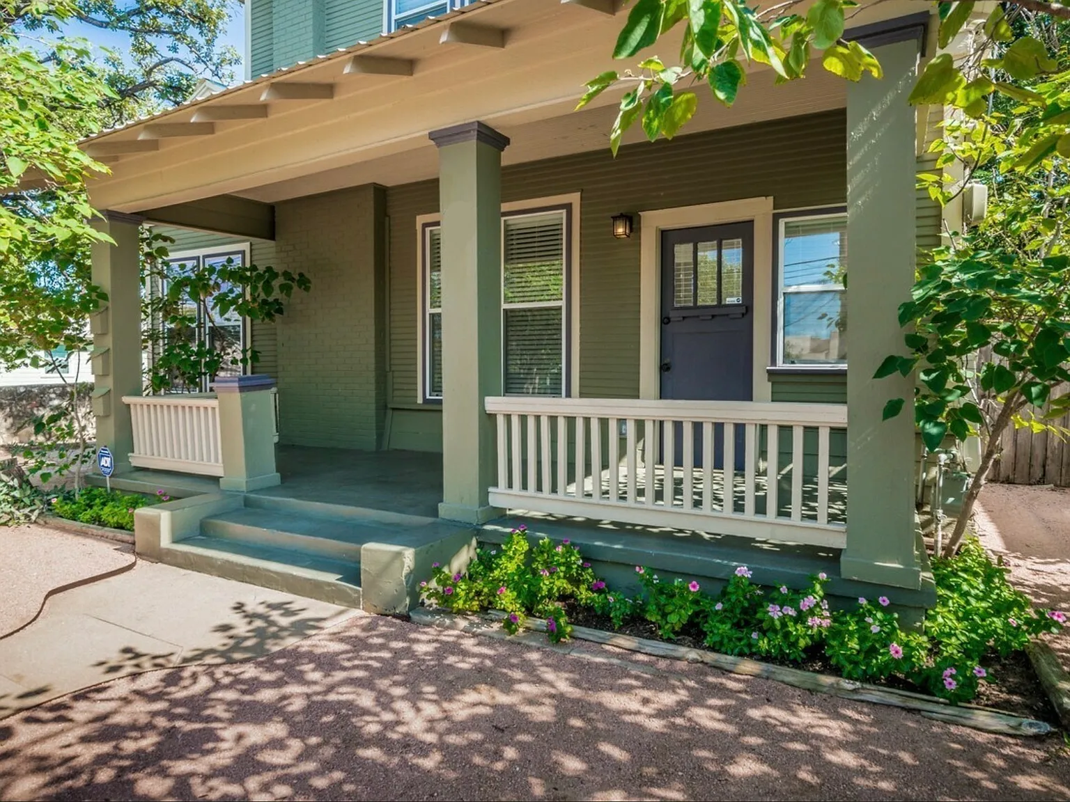 1159A Navasota St — Photo 1