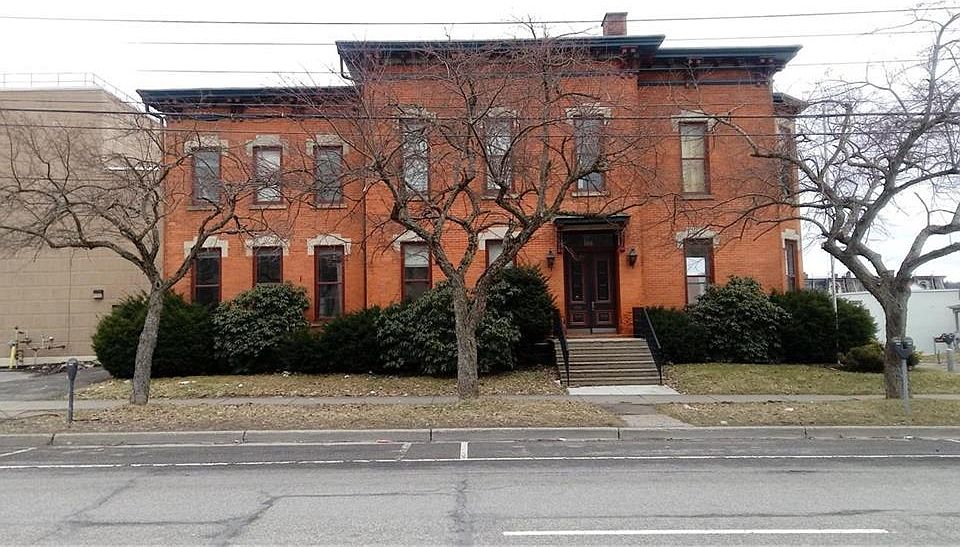 1st image of 100 E 5th St