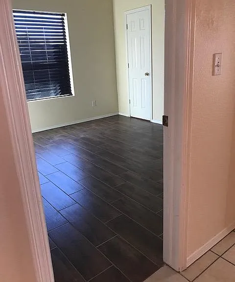 841 Chile Ct — Photo 13