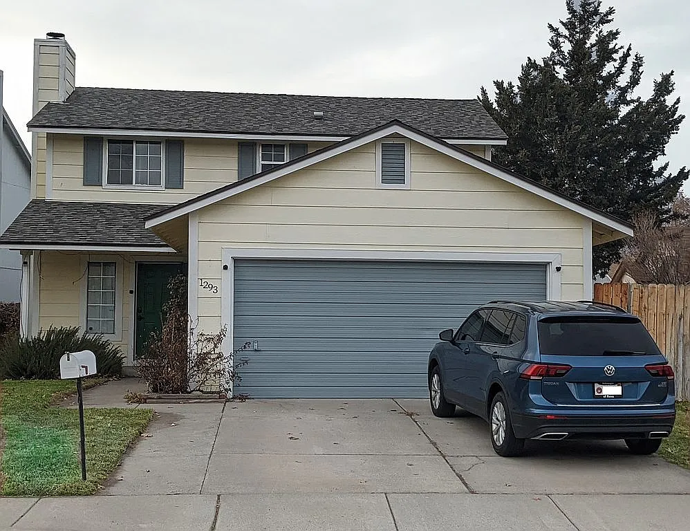 1293 Highgate Ct photo 1