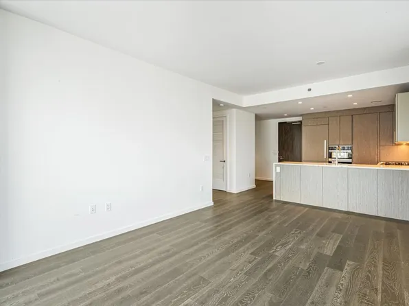 133-36 37th Avenue image 8 of 22