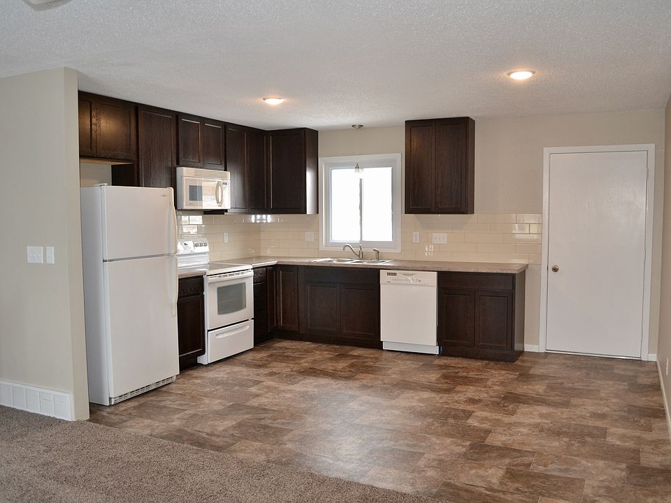 1st image of 1106 Lynn Ave