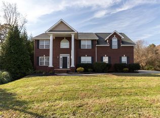 5021 Jade Pasture Ln, Knoxville, TN 37918