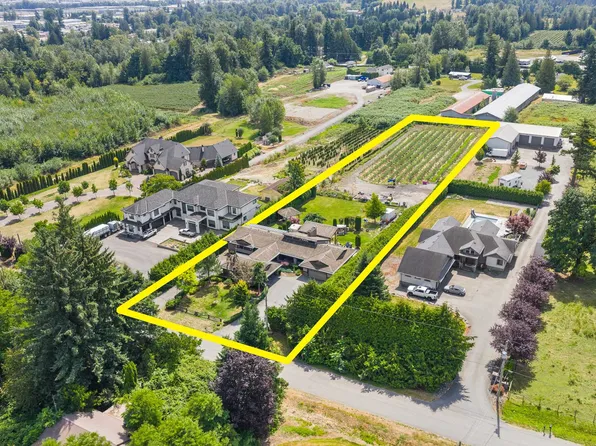 29852 Maclure Rd, Abbotsford, BC V4X 1G5
