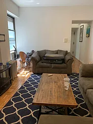 Rented by M.Grossman R.E. Management