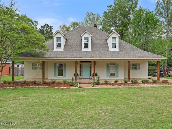 138 Oak Ridge Cir, Madison, MS 39110