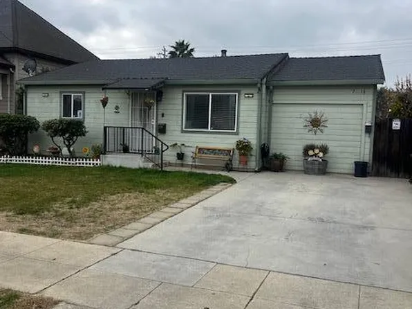 7521 Chestnut St, Gilroy, CA 95020