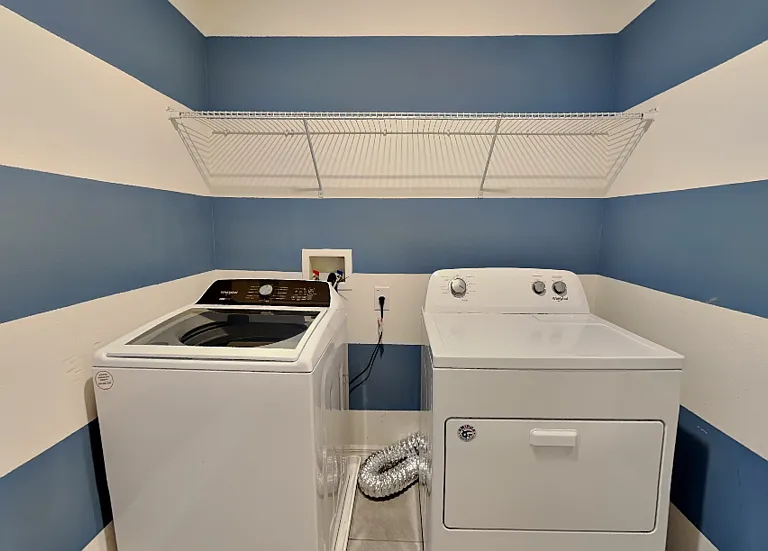 230 Meghan Cir — Photo 24