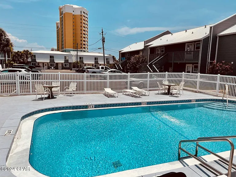 7904 Surf Dr #19 — Photo 24