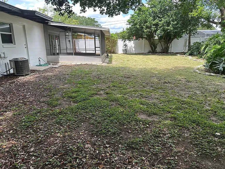 3721 Surrey Dr — Photo 22