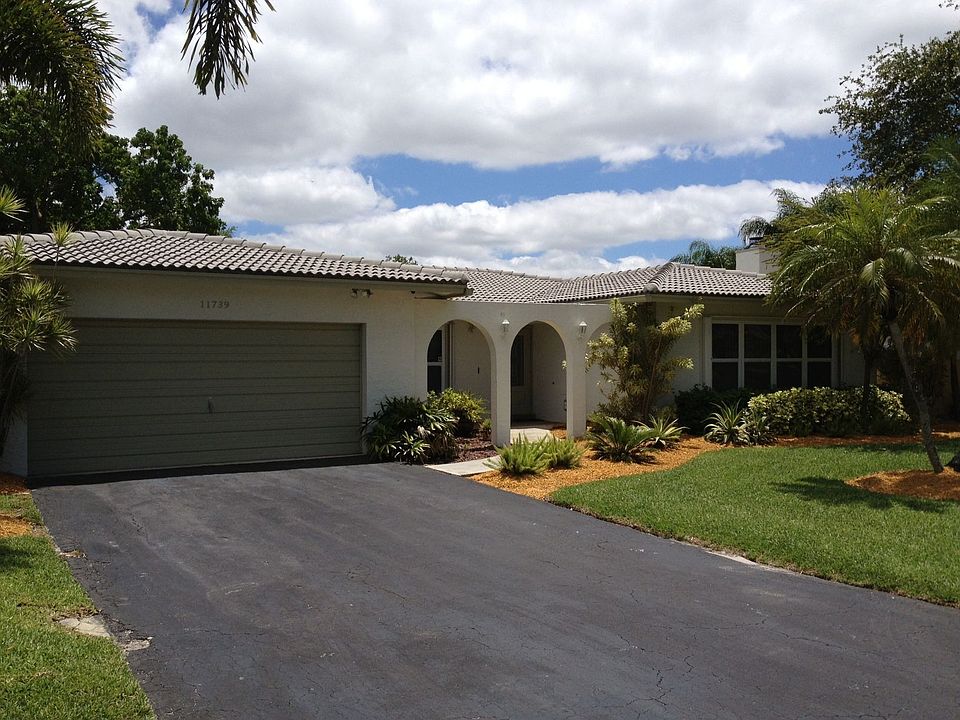 1st image of 11739 NW 26th St