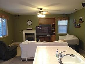 4th image of 208 Eucalyptus Ct