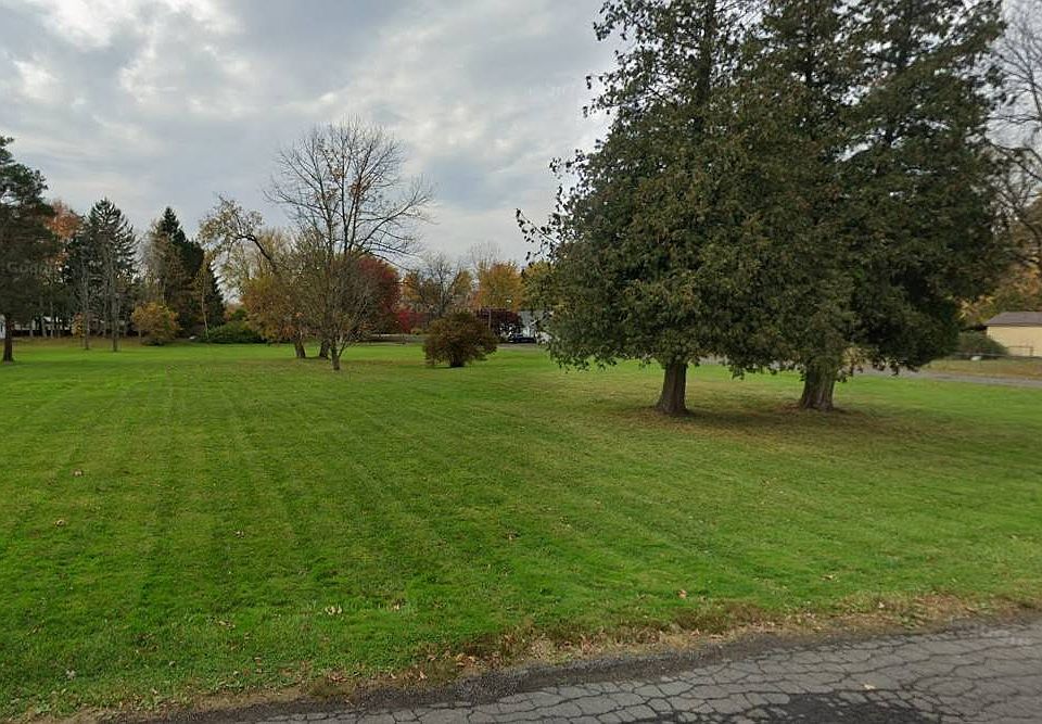 1st image of 5875 Draper St