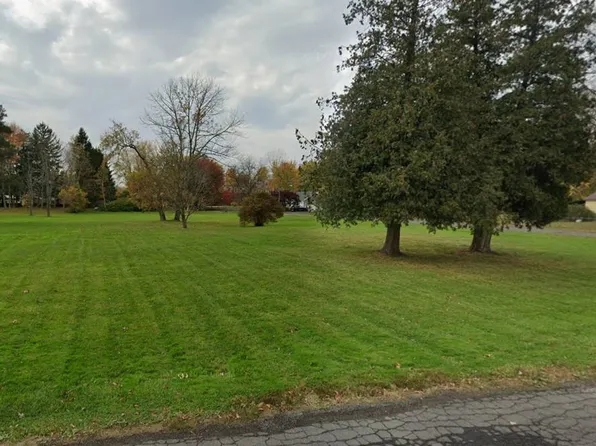 5875 Draper St, Wolcott, NY 14590