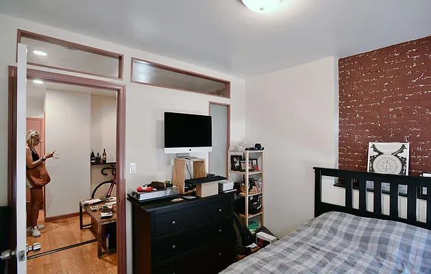 Rented by J Misrahi Realty Corp | media 8