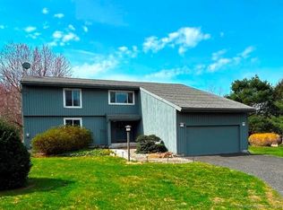 127 Hurlbut Rd, Tolland, CT 06084