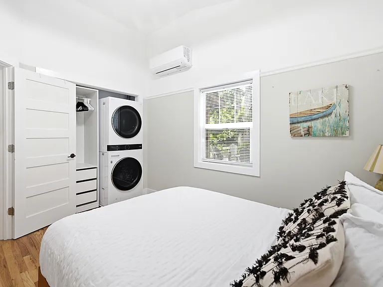 15775 Lakeshore Rd #3 — Photo 13