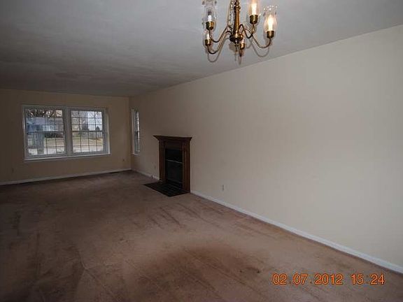 2nd image of 5196 Applewood Dr