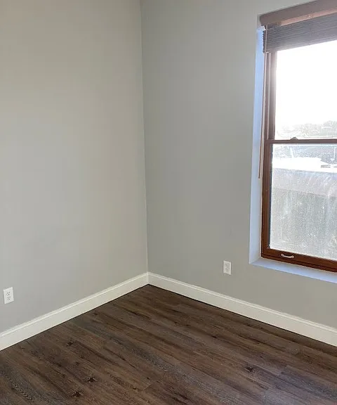 231 W Main St — Photo 3