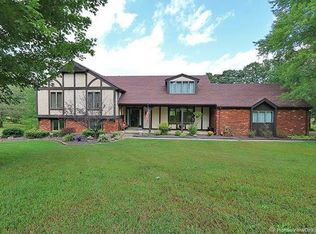 7978 Raintree Dr, Bonne Terre, MO 63628