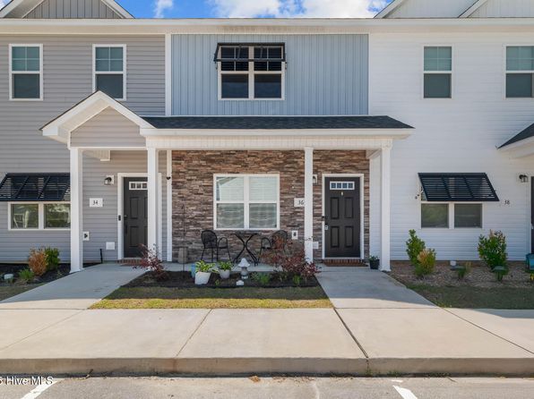 36 Catalina Circle, Swansboro, NC 28584