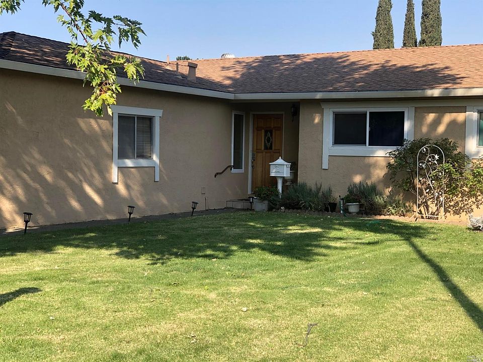 2nd image of 1207 California Dr