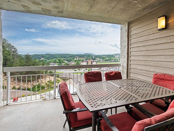 3rd image of 205 Ogle Dr #133