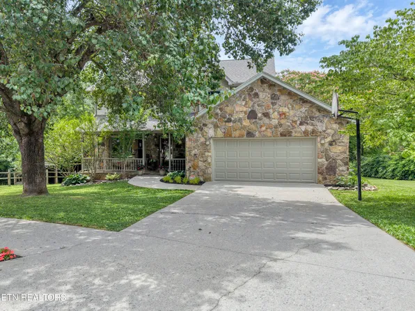839 Somerset Dr, Maryville, TN 37803