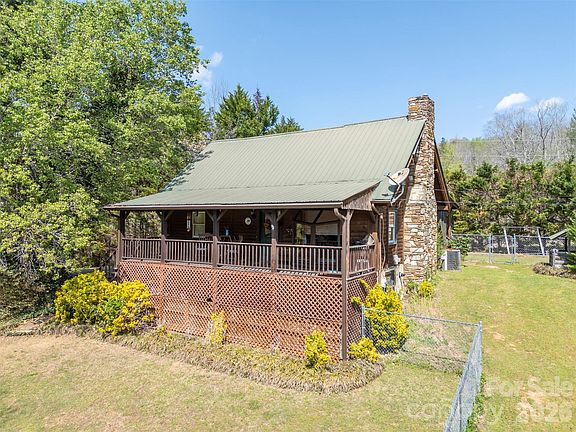 2nd image of 101 Cove Creek Dr
