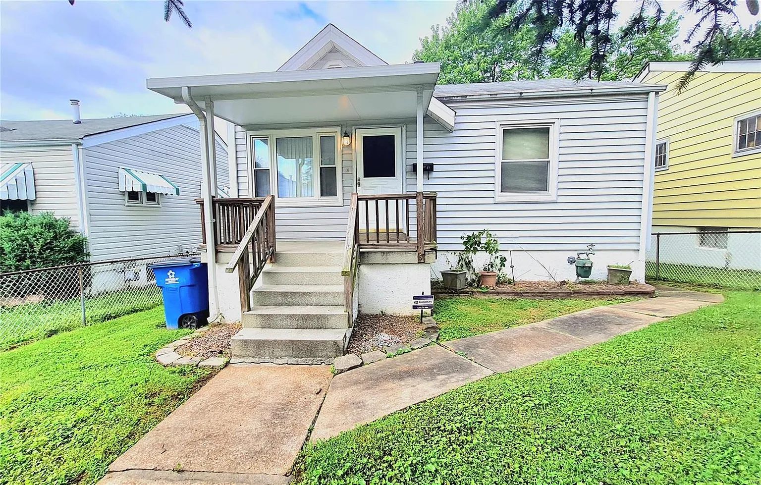 1419 Holden Ave photo 1