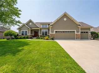 985 Rosewood Creek Dr, Troy, OH 45373