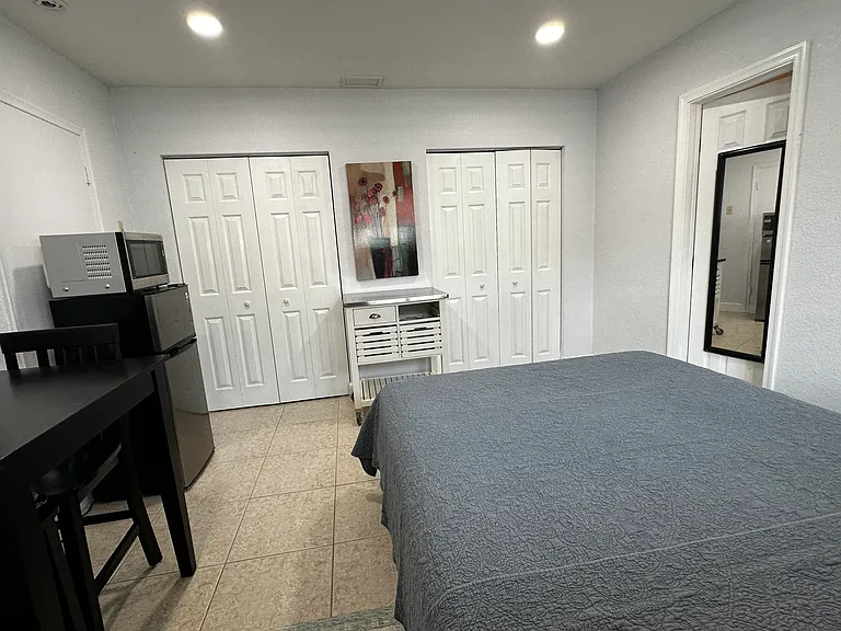 1525 NE 3rd Ave — Photo 7