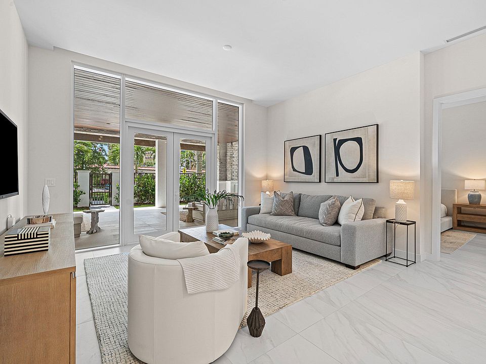 1st image of 220 SE Mizner Boulevard #102