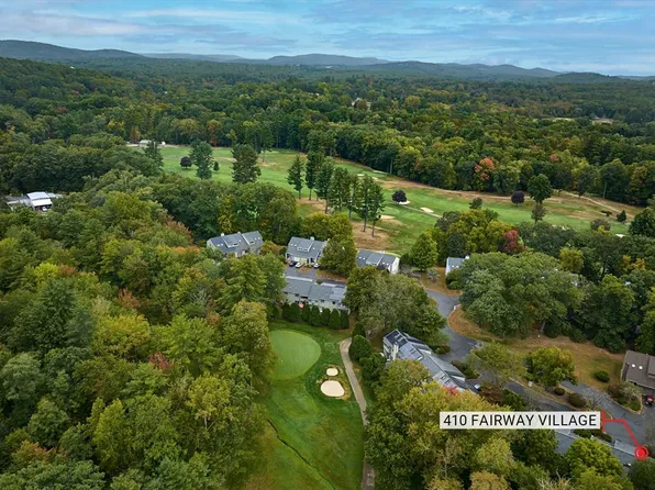 410 Fairway Vlg Unit 410, Leeds, MA 01053