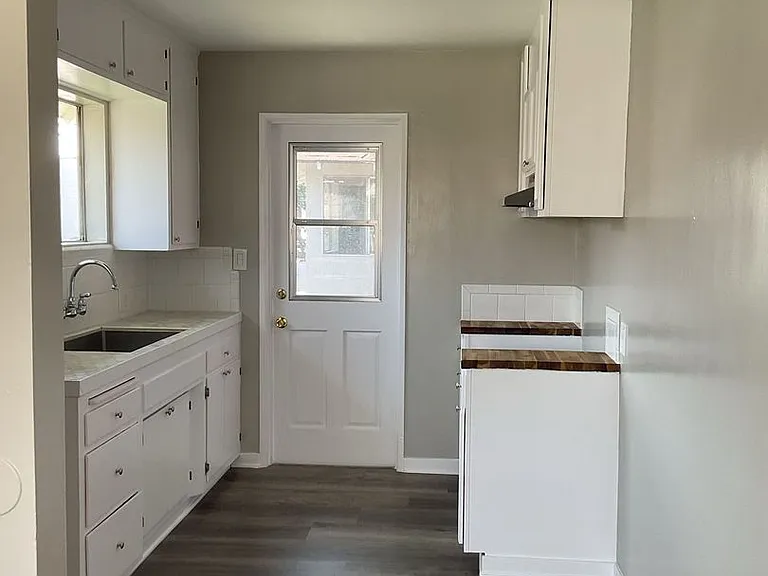 16108 Cornuta Ave — Photo 16