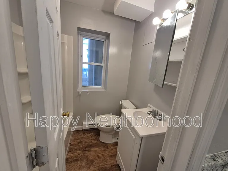 5-7 Upson St #4 — Photo 4