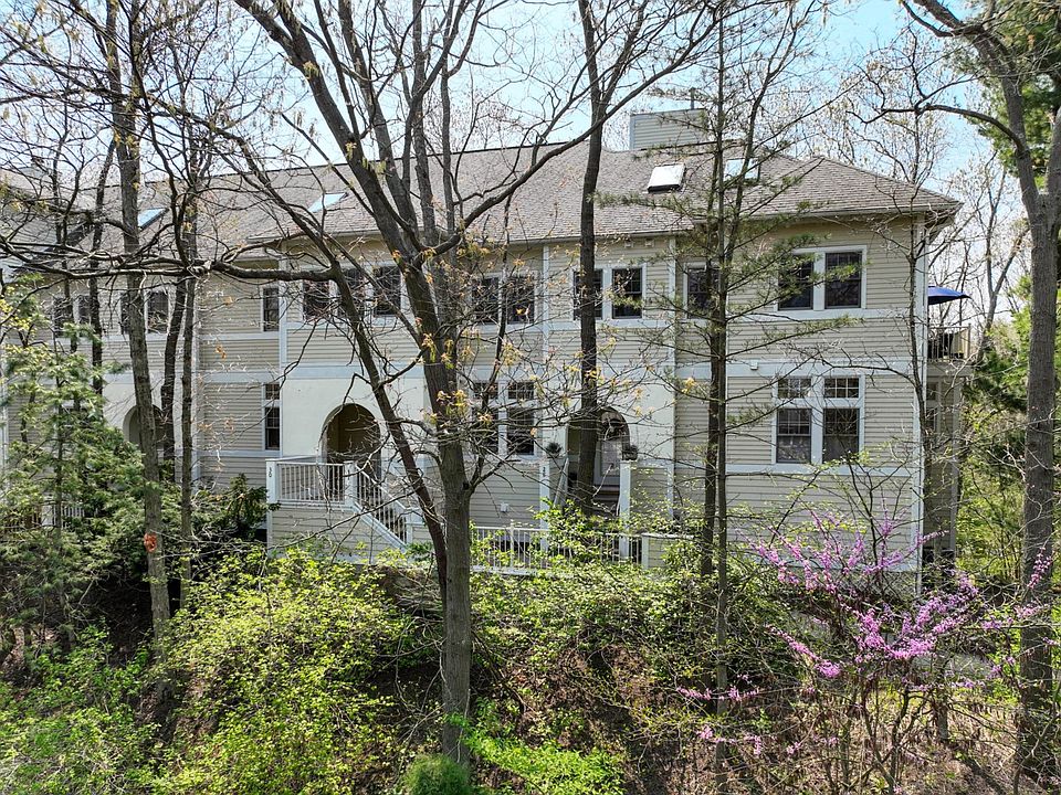 1st image of 18485 Dunecrest Dr Unit 31