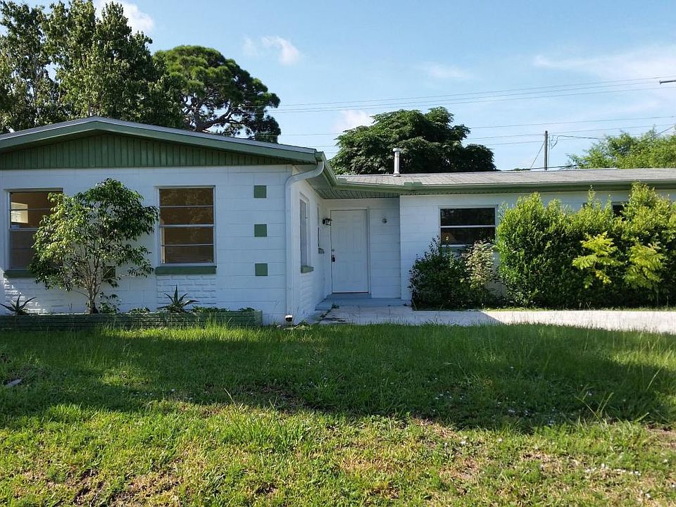 1st image of 1013 Regalia Dr