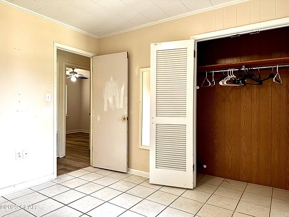 5th image of 4905 Davis Dr