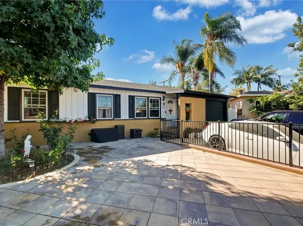 227 Oak Pl, Brea, CA 92821
